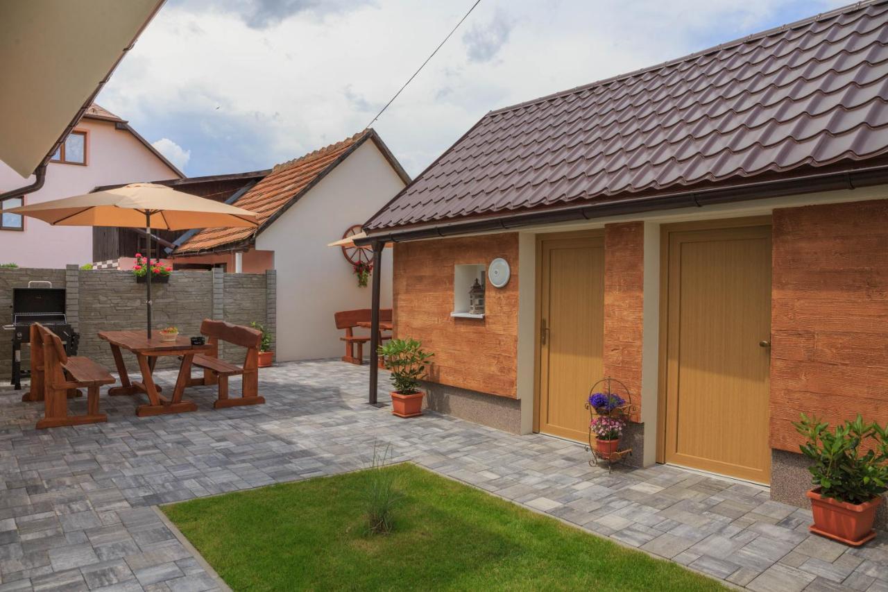 Villa Michaela Bešeňová Exterior foto